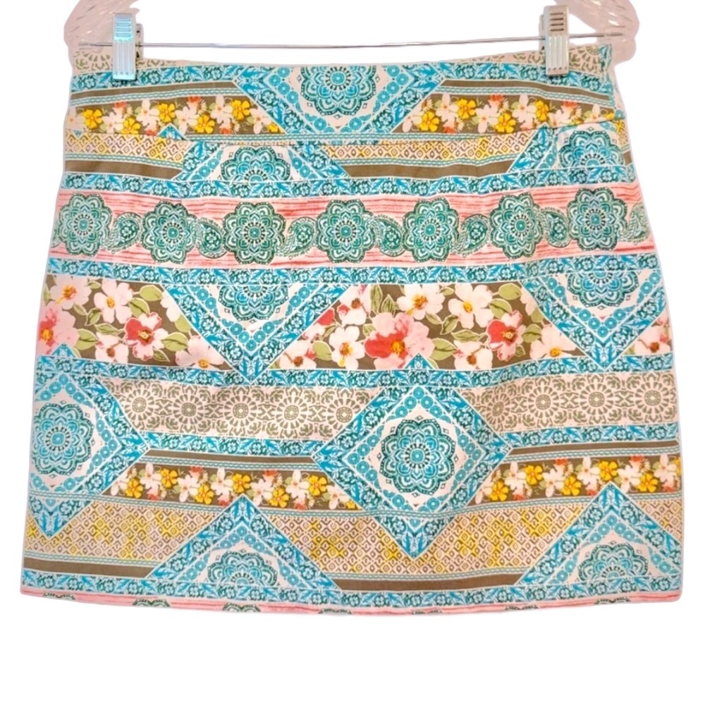 Versona Floral Geometric Pull On Stretchy Multicolor Skort Preppy Size 12 - Picture 2 of 9